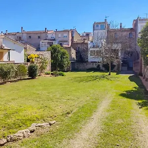 https://can-janot-casa-con-jardn-cerca-del-lago-banyoles-de-4-a.catalonia-hotels.com